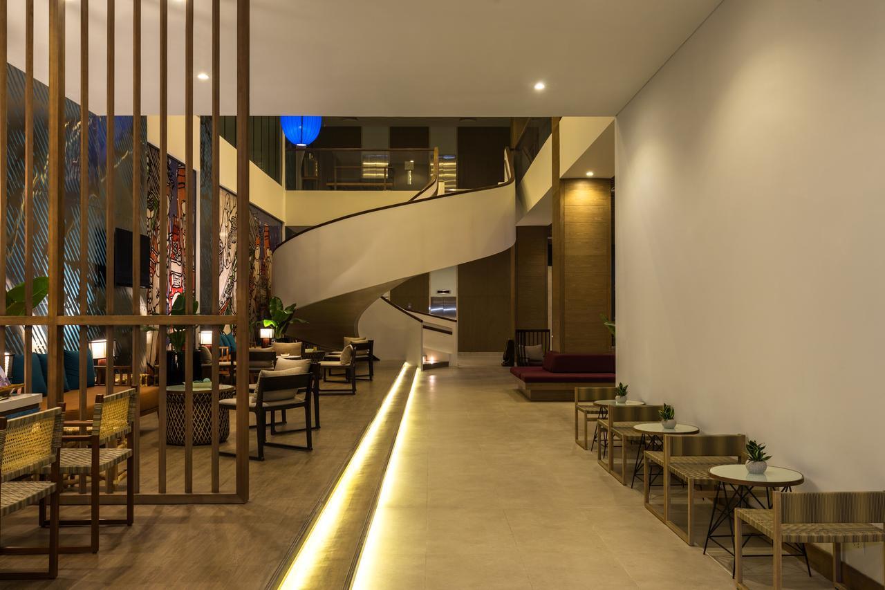 Citadines Bayfront Nha Trang Aparthotel Exterior photo