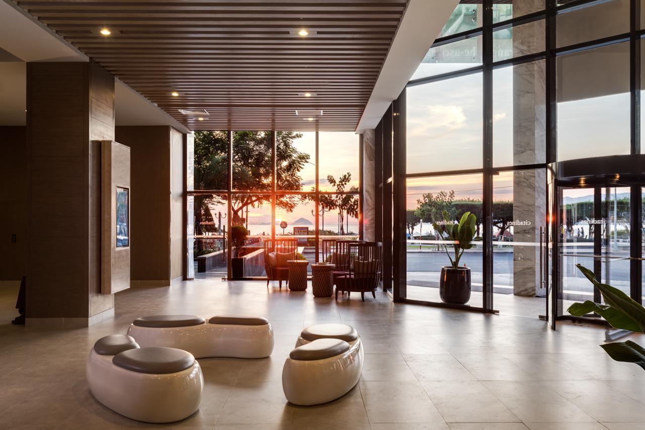 Citadines Bayfront Nha Trang Aparthotel Exterior photo
